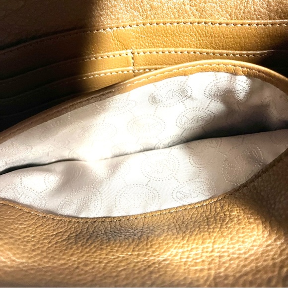 MICHAEL KORS Crossbody - Picture 13 of 15